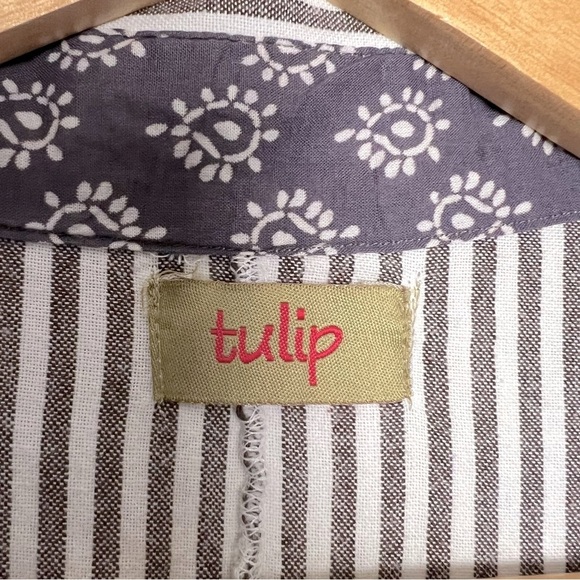 Tulip Lagenlook Shirt Brownish Gray Stripe Loose Asymmetrical Hem Button Down - Picture 3 of 14